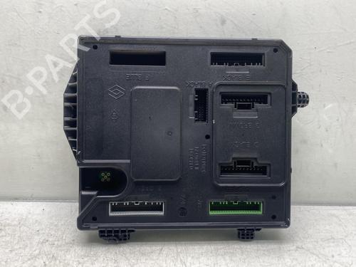 Used Fuse box Fuse box RENAULT MEGANE III Hatchback (BZ0/1_, B3_) 1.5 dCi (86 hp) 19961607 19961607