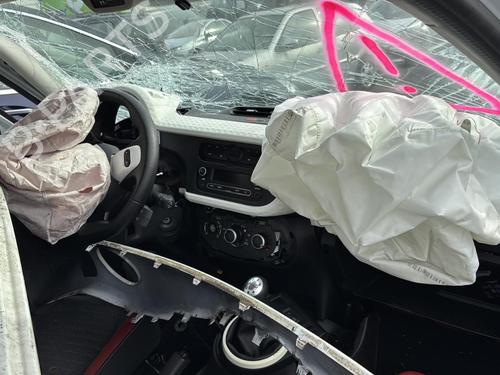 Right taillight RENAULT TWINGO III (BCM_, BCA_) 1.0 SCe 70 (BCMB) | BP25758757C35 - Image 22