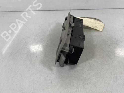 Used Left front window switch NISSAN ALMERA TINO (V10) [1998-2006]  19982318