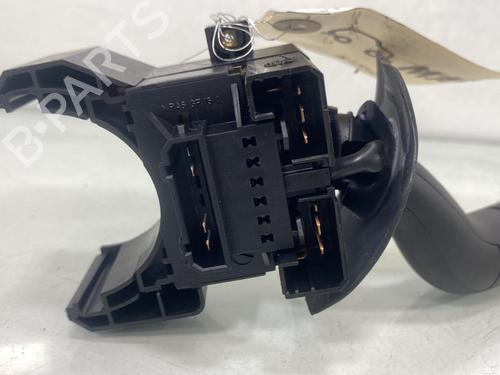 Used Steering column stalk Steering column stalk VW FOX Hatchback (5Z1, 5Z3, 5Z4) 1.2 (55 hp) 32495789 32495789