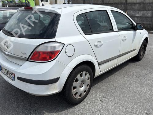 Right headlight OPEL ASTRA H (A04) 1.3 CDTI (L48) | BP29253448C29 