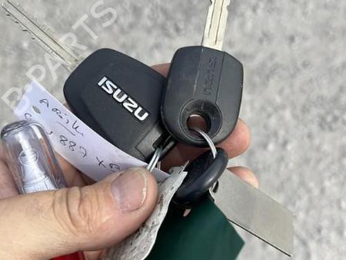 Bremselys ISUZU D-MAX II (TFR, TFS) 2.5 CRDi 4x4 (TFS86J) | BP28611507L11 - Image 11