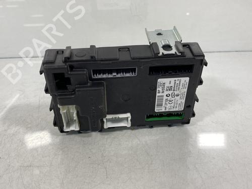 Used Fuse box RENAULT KOLEOS I (HY_) 2.0 dCi 4x4 (HY0K) (150 hp) 19977234