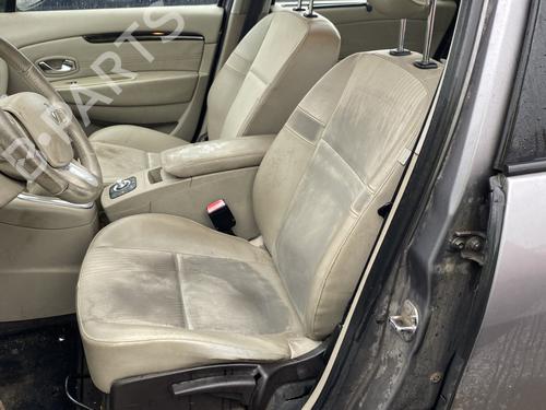 Switch RENAULT SCÉNIC III (JZ0/1_) 1.9 dCi (JZ0J, JZ1J, JZ1K, JZ1S) | BP25813788I30  - Image 9