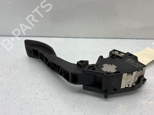 Pedale Pedale NISSAN JUKE (F15) 1.2 DIG-T (115 hp) 34333156 34333156