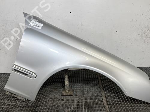 Used Right front fenders MERCEDES-BENZ C-CLASS (W203) C 220 CDI (203.006) (136 hp) 30082674