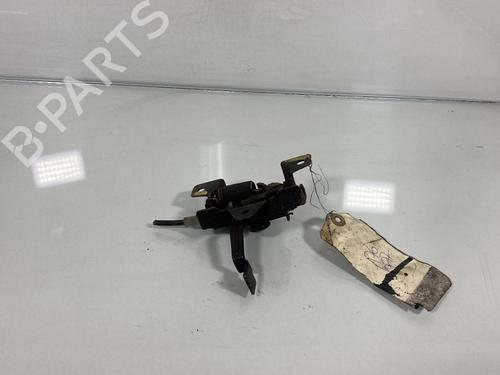 Used Hood lock HYUNDAI SANTA FÉ I (SM) 2.0 CRDi 4x4 (113 hp) 19981735
