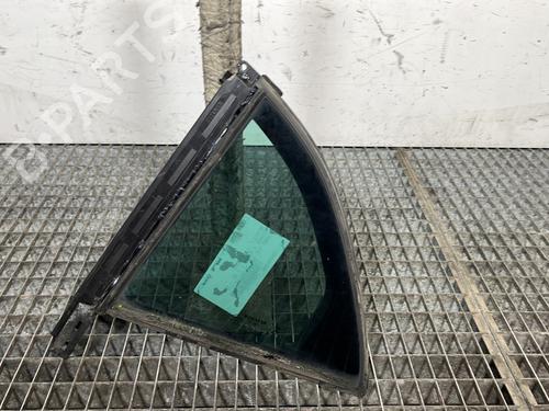 Dør rude ventre bagtil RENAULT MEGANE IV Hatchback (B9A/M/N_) 1.2 TCe 130 (B9MR) (130 hp) 31993608