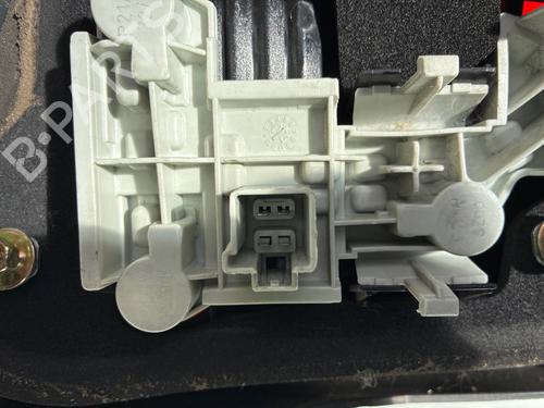left-taillight-volvo-v50-545-2003-2004-2005-2006-2007-2008-2009-2010-2011-2012-23767738 main image