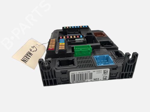 fuse-box-peugeot-2008-i-cu_-2013-39573189 main image