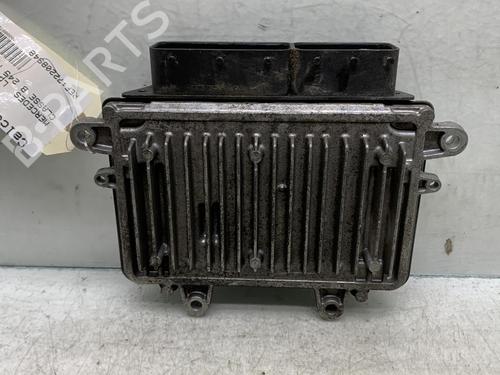 Used Engine control unit (ECU) Engine control unit (ECU) MERCEDES-BENZ B-CLASS Sports Tourer (W245) B 180 CDI (245.207) (109 hp) 21196727 21196727
