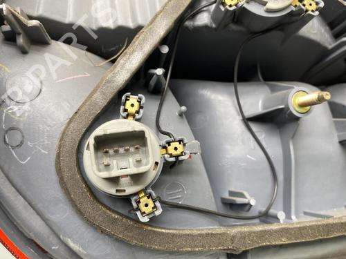 Used Right taillight Right taillight TOYOTA YARIS (_P1_) 1.5 (NCP13_, NCP13R) (106 hp) 26179447 26179447