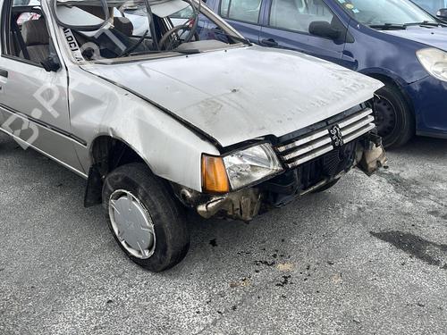 Rear right door window PEUGEOT 205 II (20A/C) 1.1 | BP20185734C21