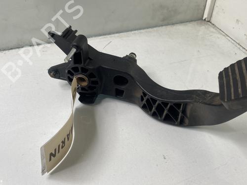 Clutch pedal CITROËN C4 Grand Picasso I (UA_) 1.6 HDi | BP29939633I13 