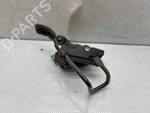 Used Pedal Pedal 36818885 36818885