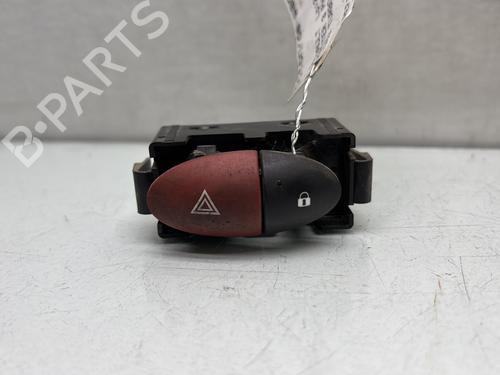 warning-switch-renault-master-iii-van-fv-2010-27734907 main image