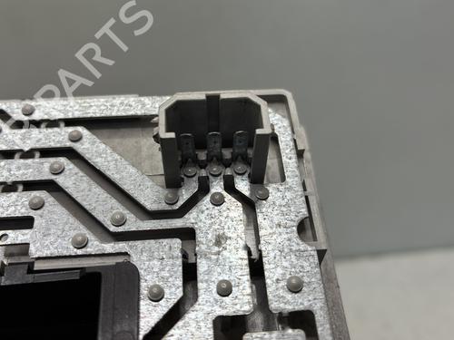 Plafonier Plafonier VW POLO V (6R1, 6C1) 1.6 TDI (90 hp) 33805201 33805201