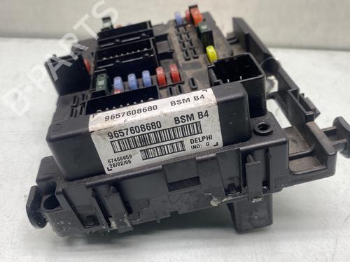 Fuse box PEUGEOT 206 CC (2D) 1.6 HDi 110 | BP29841617E1
