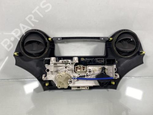 Used Climate control Climate control TOYOTA YARIS (_P1_) 1.0 (SCP10_, SCP10R) (68 hp) 20019622 20019622