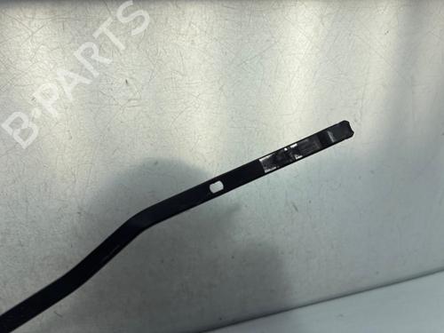 Used Front windshield wiper arm Front windshield wiper arm 37171536 37171536