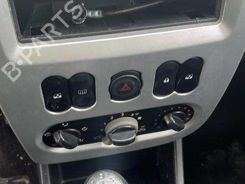 Dør venstre bagtil DACIA SANDERO 1.4 MPI LPG | BP36018854C4 - Image 18