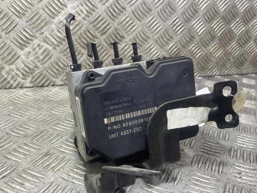 Used ABS pump HYUNDAI ix35 (LM, EL, ELH) 1.7 CRDi (116 hp) 29886931
