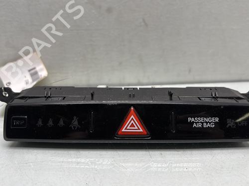 Used Warning switch HYUNDAI i20 I (PB, PBT) 1.1 CRDi (75 hp) 30297048