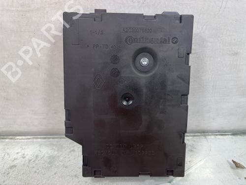 Card reader RENAULT CAPTUR I (J5_, H5_) 0.9 TCe 90 | BP36248912E4 - Image 4