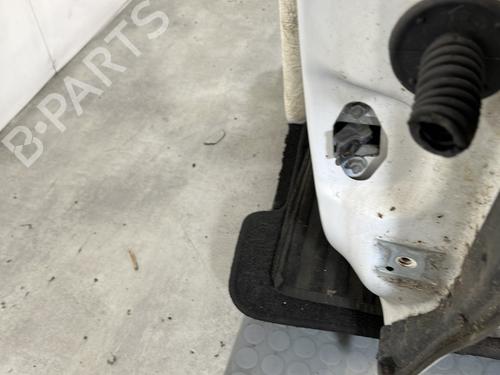 left-front-door-citroen-c3-ii-sc_-2009-32230425 main image