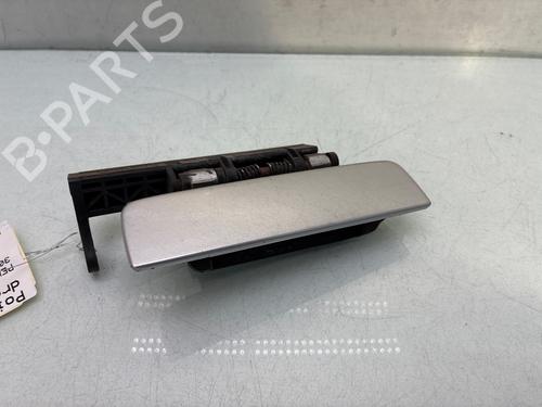 Used Front right exterior door handle Front right exterior door handle PEUGEOT 306 Hatchback (7A, 7C, N3, N5) 1.9 D (69 hp) 39708242 39708242