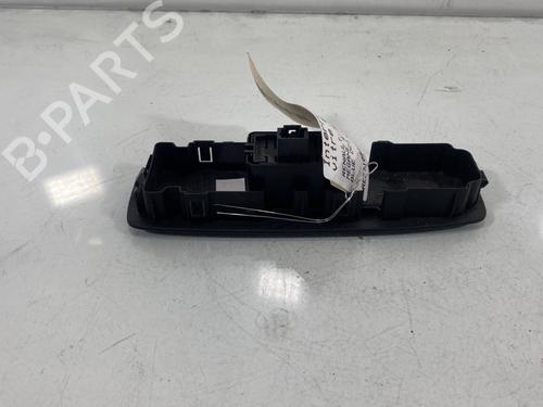 Right front window switch RENAULT MEGANE IV Grandtour (K9A/M/N_) 1.5 dCi 110 | BP29574646I26 