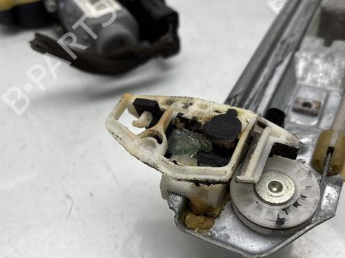 Front right window mechanism RENAULT MEGANE II Estate (KM0/1_) 1.5 dCi (KM16, KM1E) | BP31379542C23 