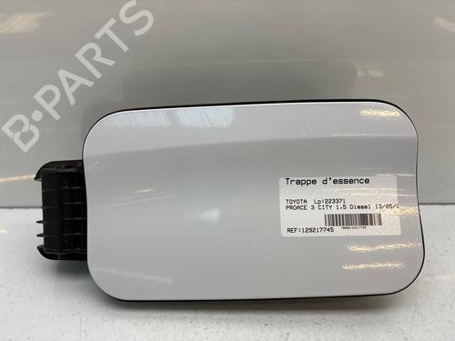 Used Fuel flap Fuel flap 38052008 38052008