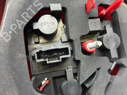 right-taillight-peugeot-206-2l_-2m_-2009-2010-2011-2012-2013-33711278 main image