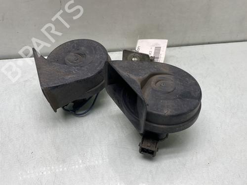 Used Horn RENAULT MASTER II Platform/Chassis (ED/HD/UD) 2.2 dCI 90 (ED0G, ED0N, HD0G, HD0N, HD1G, HD1N, UD0G,... (90 hp) 30314675