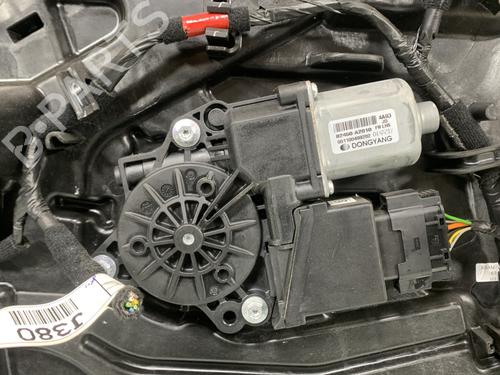 Lève-vitre avant gauche KIA CEE'D (JD) 1.4 CRDi 90 (90 hp) 30887555