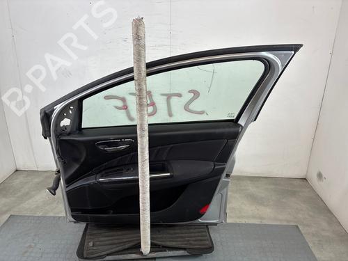 Used Right front door Right front door 38597779 38597779