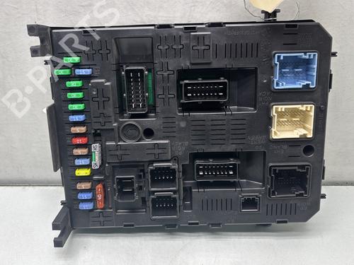 Used Fuse box CITROËN C4 Picasso I MPV (UD_) 1.6 HDi (109 hp) 28519647