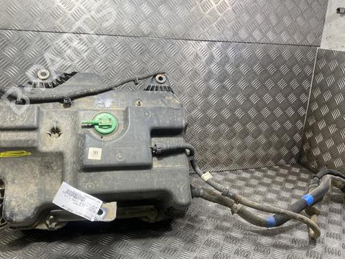 Used AdBlue tank RENAULT TRAFIC III Van (FG_) 2.0 dCi 145 (FGML) (145 hp) 27522579