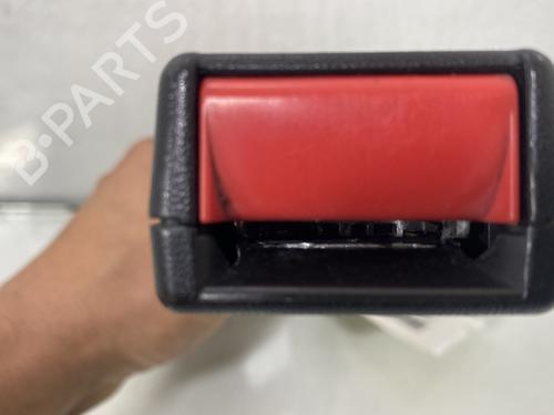 Seat buckle TOYOTA YARIS (_P1_) 1.0 (SCP10_, SCP10R) | BP28581275I32 