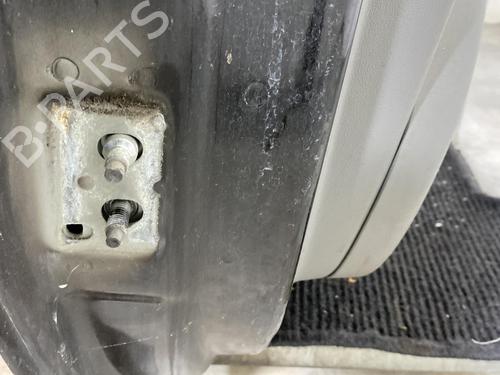 Used Right front door Right front door RENAULT SCÉNIC II (JM0/1_) [2003-2010] 21959938 21959938