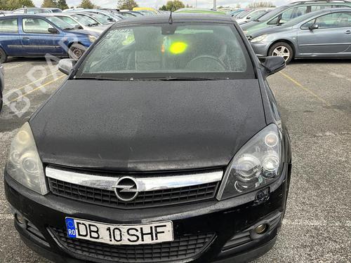 Left headlight OPEL ASTRA H TwinTop (A04) 1.9 CDTi (L67) | BP22713740C28 