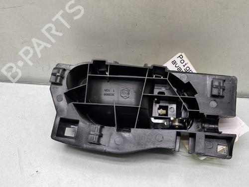 Front left interior door handle PEUGEOT 2008 I (CU_) 1.2 VTi | BP31212780I13