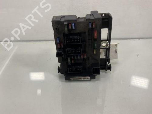 Used Fuse box Fuse box PEUGEOT 307 (3A/C) 1.4 HDi (68 hp) 19950370 19950370