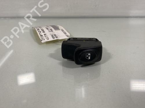 Used Right front window switch RENAULT MEGANE I (BA0/1_) 1.6 e (BA0F, BA0S) (90 hp) 21956930