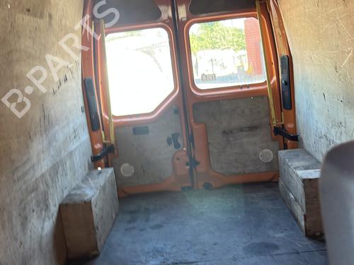 Fuse box RENAULT MASTER III Van (FV) 2.3 dCi 100 FWD (FV0A, FV0B, FV0G, FV0K, FV0H) | BP28519379E1 - Image 12