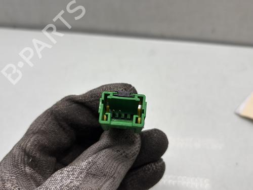 Seat buckle DACIA SANDERO II TCe 90 (B8M1, B8MA, B8AC) | BP27361392I32 