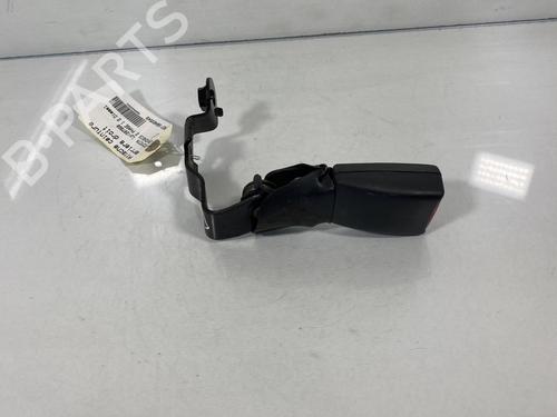 Seat buckle TOYOTA AVENSIS (_T25_) 2.0 D-4D (CDT250_, CDT250R) | BP19974663I32