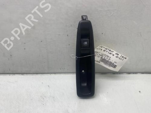 Used Right rear window switch Right rear window switch RENAULT CLIO IV (BH_) 0.9 TCe 90 (BHNF, BHMA, BHMH, BHJK, BHJR) (90 hp) 19949878 19949878