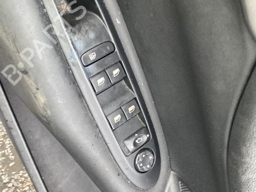 Right rear door CITROËN C4 II (NC_) 1.6 HDi 115 | BP29971047C5